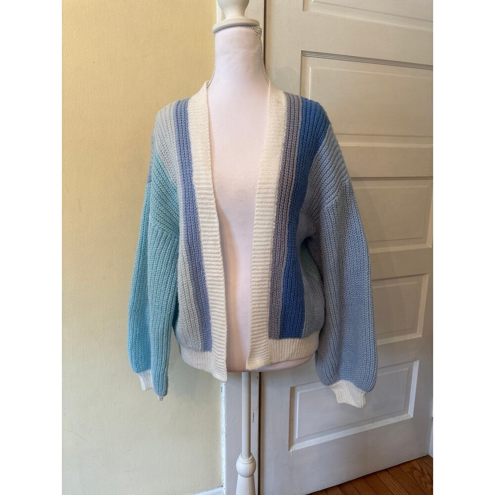 Striped blue white knit cardigan sweater ribbed stretchy school oversized teens